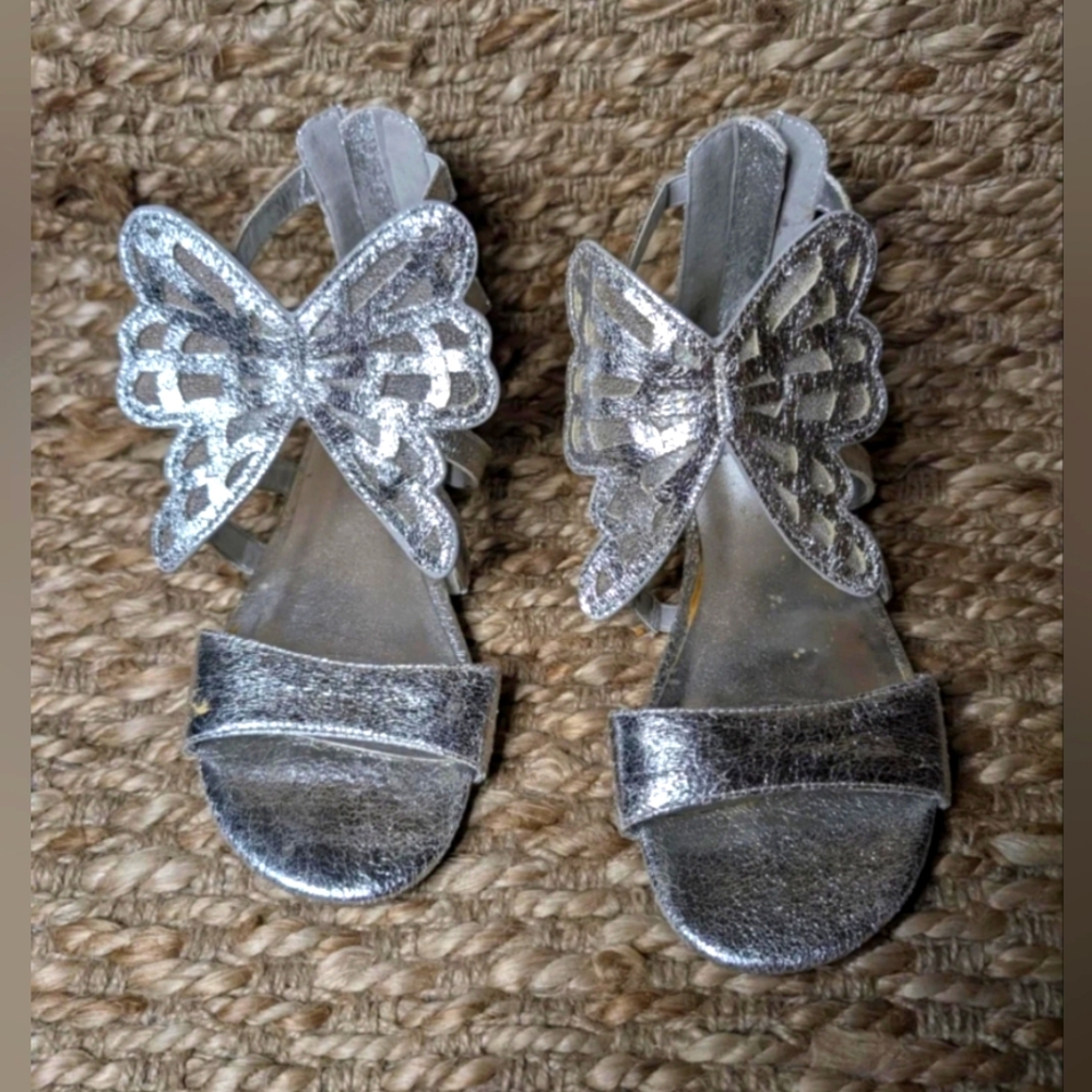 Badgley Mischka Kids' Cara Silver Butterfly Flat Sandals Size 1. Designer.